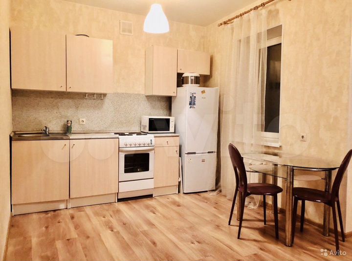 2-к. квартира, 50 м², 4/7 эт.