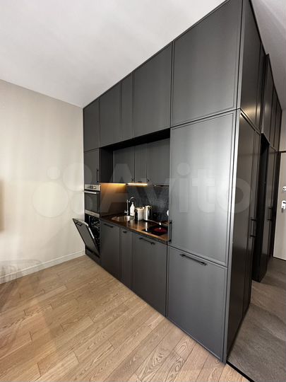 Комната 38 м² в 1-к., 14/24 эт.