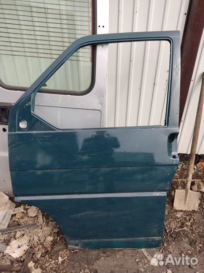 Дверь передняя левая VW T4