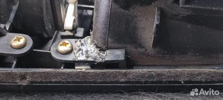 Центральные дефлекторы Nissan Primera P11