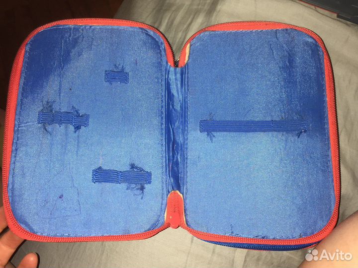 Пенал школьный