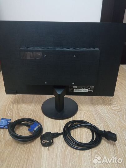 Монитор aoc E970S 18,5 дюймов VGA