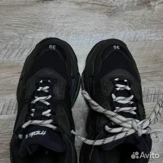 Balenciaga Triple S 39 оригинал