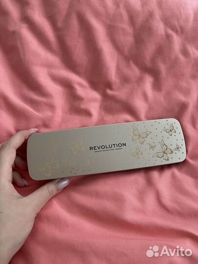 Палетка теней revolution новая