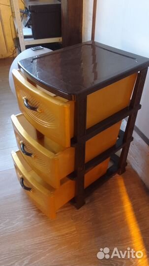 Комод из пластика