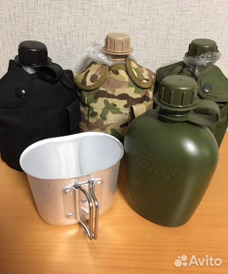 Фляга армейская с чехлом / фляжка