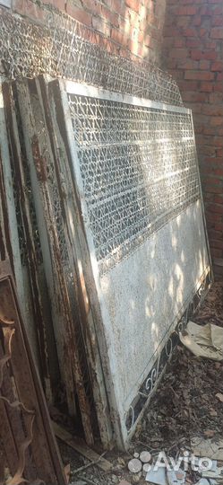 Забор с воротами и калиткой