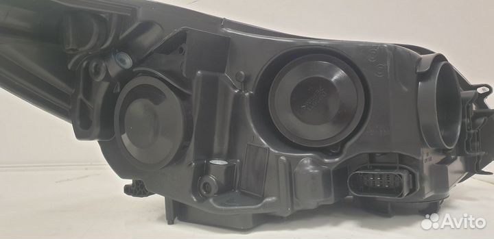 Фара левая ford focus III
