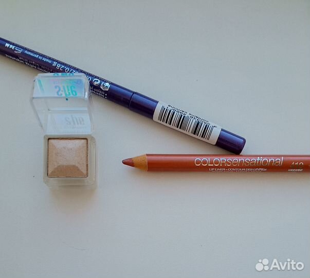 Палетка теней румяна. Карандаши