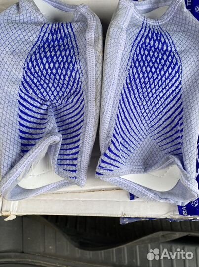 Футбольные щитки