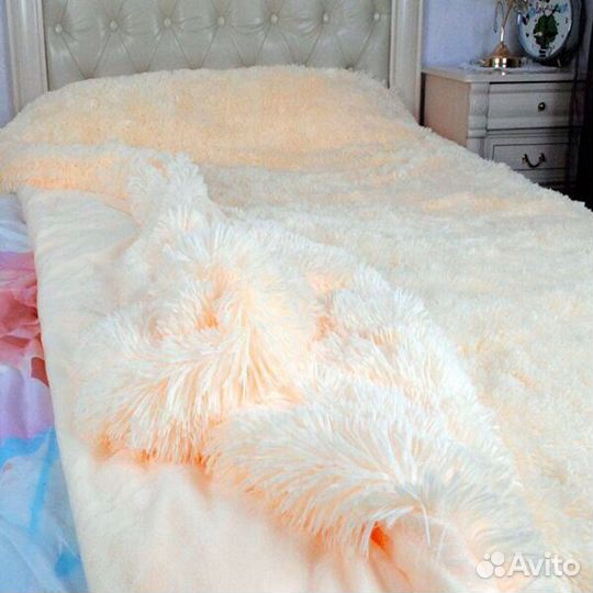 Пледы травка евро 220/240 в наличии