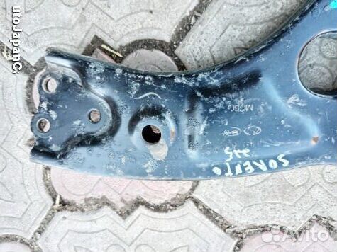 Передний правый рычаг Kia Sorento Prime UM