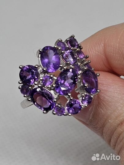 Серебряное кольцо с аметистами