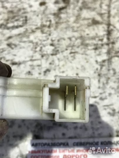 Активатор замка лючка бензобака Инфинити FX35