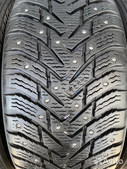 Nokian Tyres Hakkapeliitta 8 SUV 235/55 R17