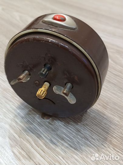 Часы будильник Витязь СССР