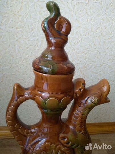 Керамический кувшин