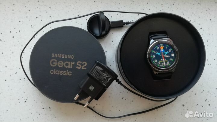 Смарт-часы samsung Gear S2 Classic