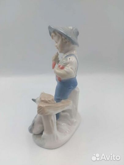 Винтажная Статуэтка 