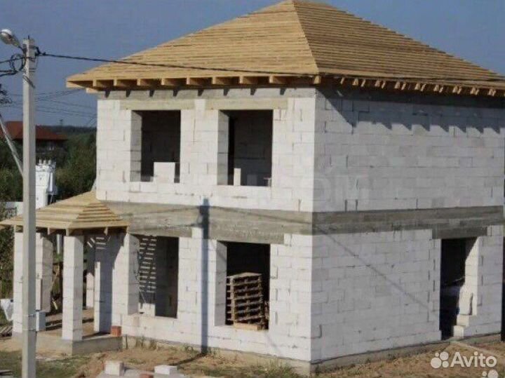 Бригада строителей