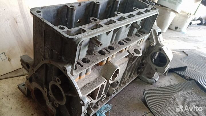 Блок двигателя газ-24