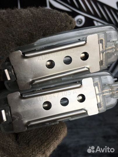 Плафоны освещения салона Audi A8 D3