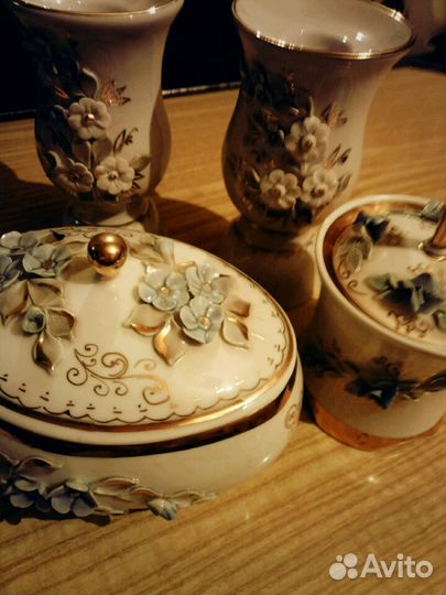 Дамский туалетный набор, фарфор Феникс