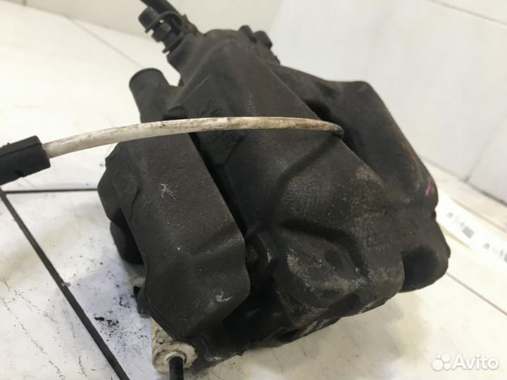 Суппорт передний левый BMW X1 E84