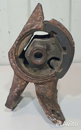 Опора двгателя левая Mazda 6 GG