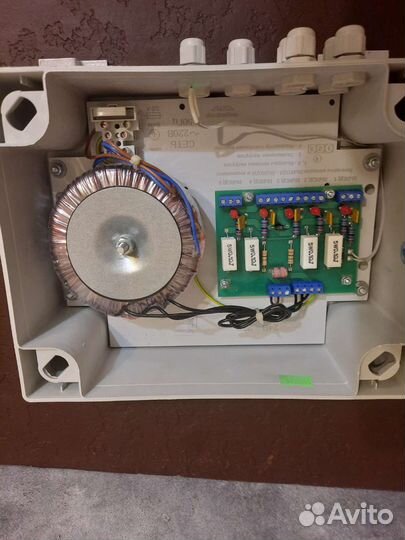 Блок питания «Бастион» Skat-VN.24/27AC исп.5