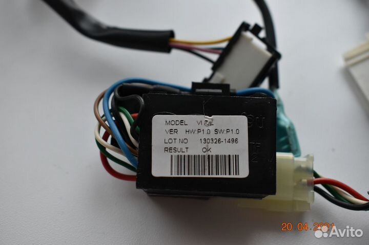 Кнопки управления на руль Hyundai (Equus)