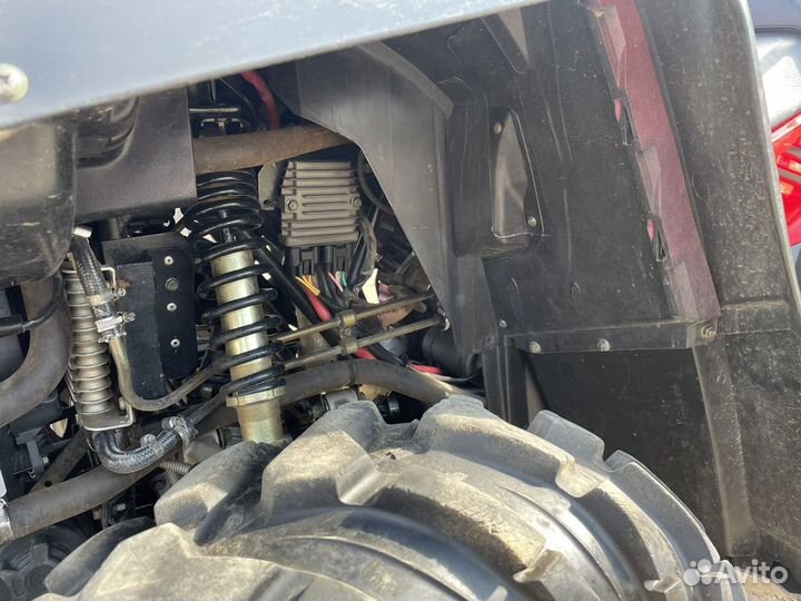 Продам квадроцикл CF moto X8