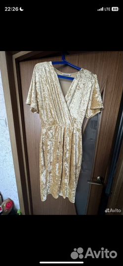 Роскошное платье Zarina бархат XS золотое