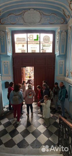 Экскурсия по парадным Питера