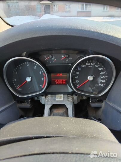 Приборная панель Ford