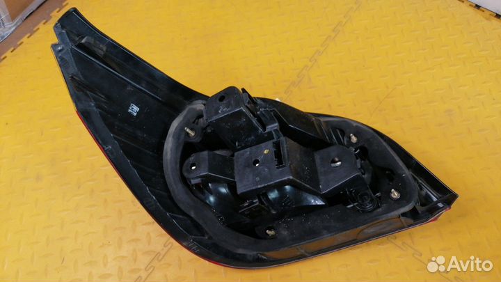 Фонарь задний 5-серия E60/E61