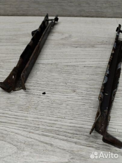 Кронштейн крыла передний Mercedes E-Class W211