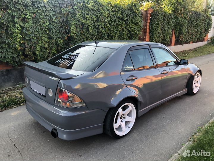 Toyota Altezza 2.0 МТ, 2001, 150 000 км