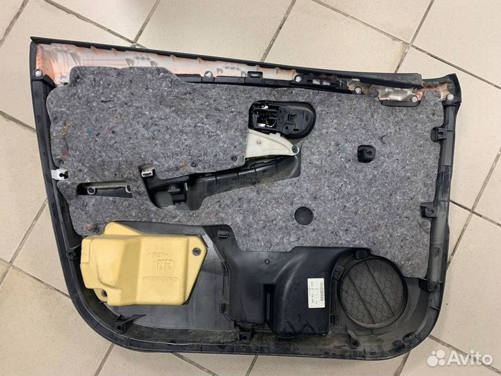 Карта двери toyota corolla 150 передняя правая