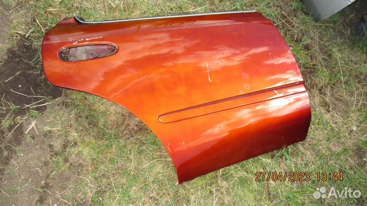 Дверь задняя правая toyota ceres