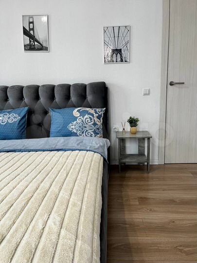 2-к. квартира, 55 м², 7/33 эт.