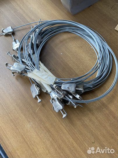 Крючок zipper для подвески картин