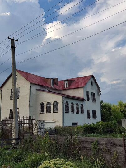 Дом 250 м² на участке 10 сот.