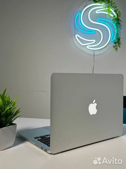 Apple MacBook Pro 13