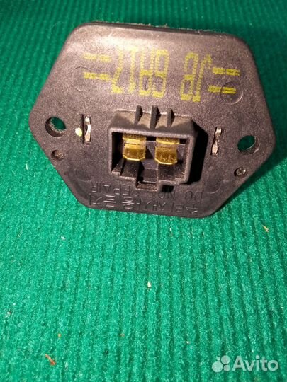 Резистор печки Kia Rio 2