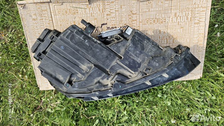 Фара левая touareg 2 NF