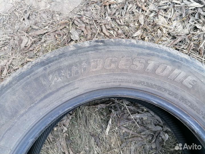 Bridgestone Dueler A/T 225/65 R17