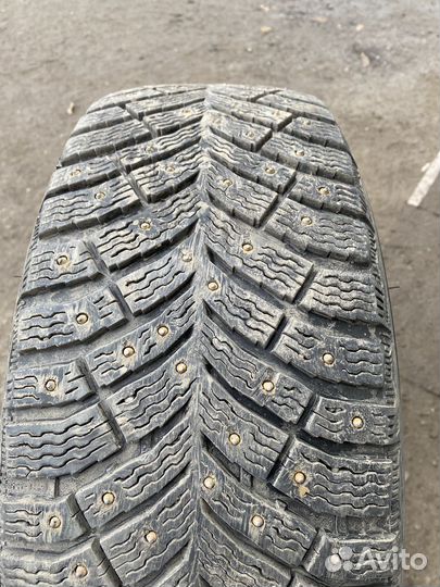 Michelin X-Ice North 4 205/55 R16 94T