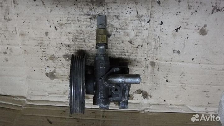 Насос гидроусилителя Volkswagen Golf IV (1J) 1997