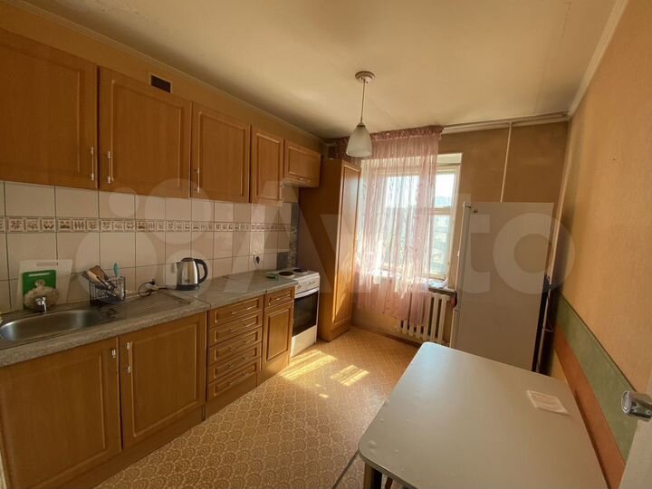 2-к. квартира, 59 м², 3/9 эт.